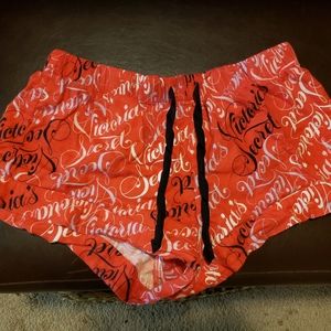 Victoria's secret xs sleep short logo